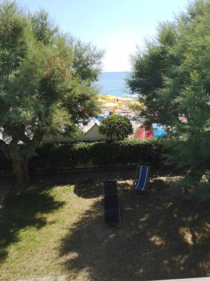 Giardino Sul Mare Casa Casoni Apartment นูมานา ภายนอก รูปภาพ